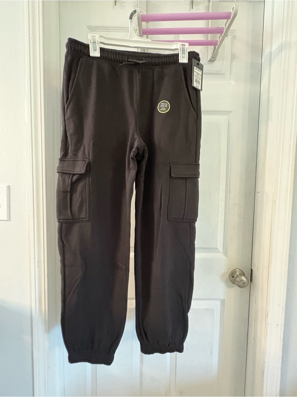 Men's Black Cargo Jogger Pants - Brand Unspecified